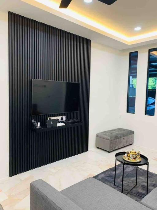 Abbie'S Private Pool Villa Bukit Mertajam Penang 外观 照片